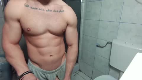 Snapshot of advp69 chatting on February 22, 4:48 pm Mrrfitt online show from February 22, 4:48 pm