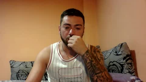 Snapshot of aerthurethan chatting on October 8, 4:17 am aerthurethan online show from October 8, 4:17 am