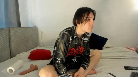 Theo online show from May 14, 5:05 am
