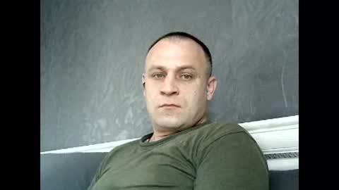 Snapshot of afonya342 chatting on December 18, 6:43 am Sasha online show from December 18, 6:43 am