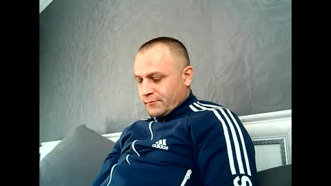 Snapshot of afonya342 chatting on December 13, 9:15 am Sasha online show from December 13, 9:15 am