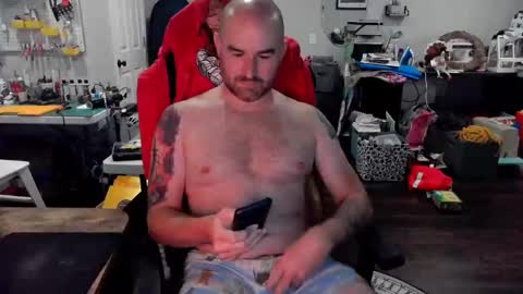 Aggieswing online show from November 4, 4:46 am