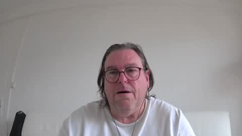 Snapshot of agias chatting on March 7, 8:34 am Agias online show from March 7, 8:34 am