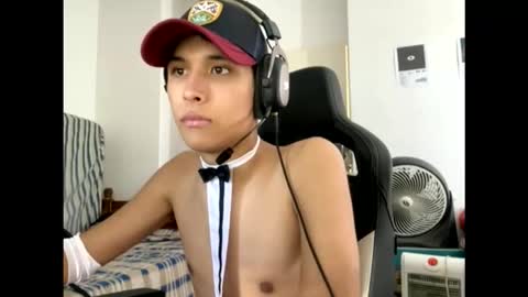 agus69sexy online show from October 7, 5:50 pm