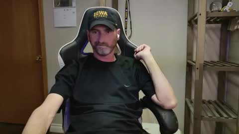 AhShucks online show from April 10, 3:24 am