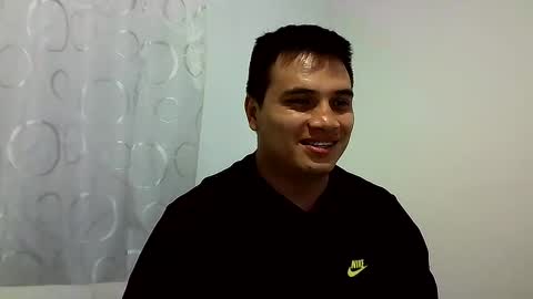 Snapshot of ahntony__69 chatting on February 17, 3:36 am ahntony 69 online show from February 17, 3:36 am
