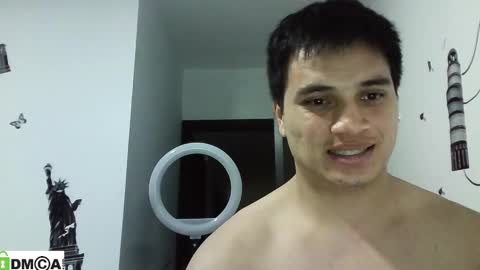 Snapshot of ahntony__69 chatting on December 13, 4:43 am ahntony 69 online show from December 13, 4:43 am