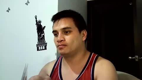 Snapshot of ahntony__69 chatting on January 21, 3:27 am ahntony 69 online show from January 21, 3:27 am