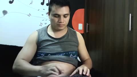 Snapshot of ahntony__69 chatting on February 6, 2:44 am ahntony 69 online show from February 6, 2:44 am