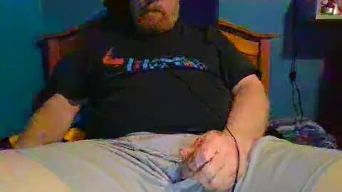 Snapshot of ahrnycumtoy chatting on January 13, 8:15 am hrnycummer online show from January 13, 8:15 am