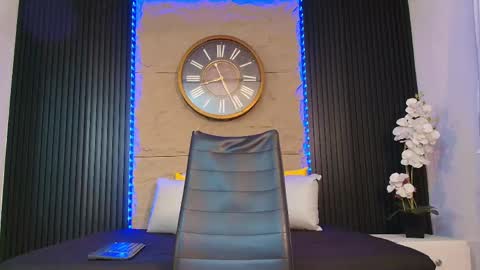 aiden_royce online show from April 25, 10:07 pm