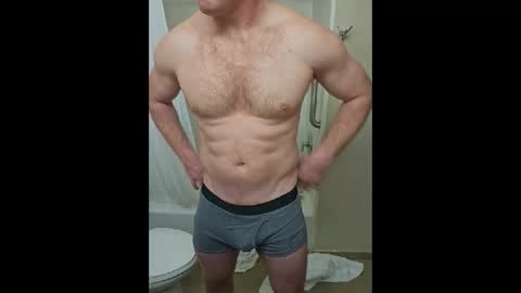 aimtoplease33 online show from February 8, 2:06 am