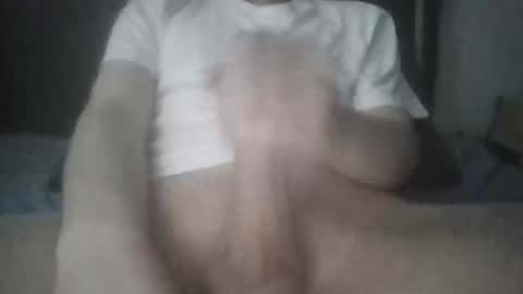 Snapshot of ainznico chatting on November 1, 8:07 am ainznico online show from November 1, 8:07 am