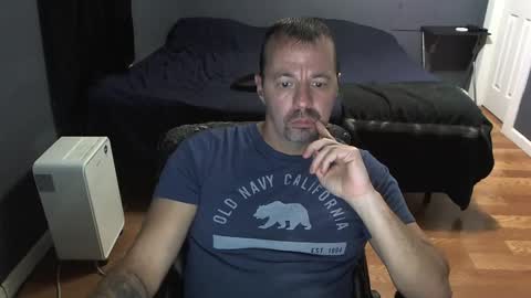 Snapshot of airbornelunsford39 chatting on January 3, 11:23 pm Daddy online show from January 3, 11:23 pm