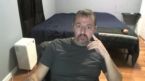 Snapshot of airbornelunsford39 chatting on March 10, 11:16 pm Daddy online show from March 10, 11:16 pm