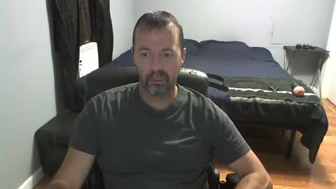 Snapshot of airbornelunsford39 chatting on September 18, 12:12 am Daddy online show from September 18, 12:12 am