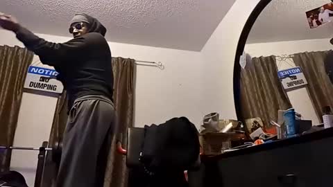 aj297914 online show from January 14, 9:14 am