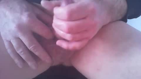 aj_xxx2 online show from March 4, 1:29 pm