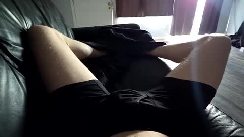 akfx202 online show from April 20, 12:35 am