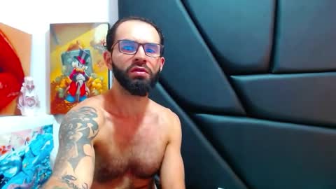 akiles online show from February 17, 11:47 pm