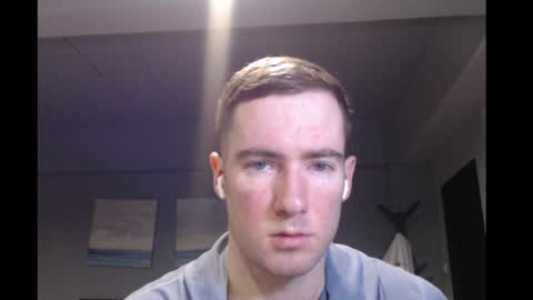 Snapshot of al3xzanderth3gr3at chatting on February 22, 8:50 am Alex online show from February 22, 8:50 am