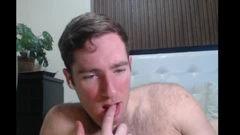Snapshot of al3xzanderth3gr3at chatting on January 3, 11:03 am Alex online show from January 3, 11:03 am