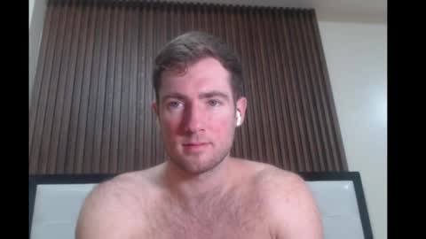 Snapshot of al3xzanderth3gr3at chatting on December 18, 8:42 am Alex online show from December 18, 8:42 am