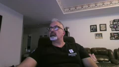aladdin31673 online show from May 15, 11:13 pm