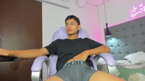 Alam online show from November 4, 2:18 pm