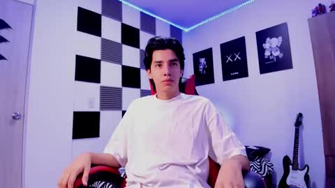 Alan Boy online show from November 2, 12:20 pm