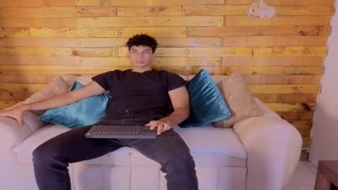 Alan online show from April 15, 1:22 pm