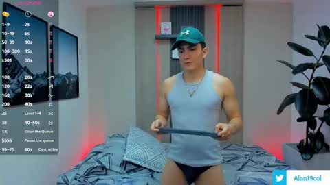 Snapshot of alan_nd_kevin chatting on September 27, 7:12 pm Alan Kevin can we reach 100 thumbs up please guys online show from September 27, 7:12 pm