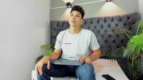 Alan online show from November 8, 12:41 pm