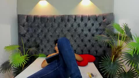 Alan online show from November 22, 2:05 pm