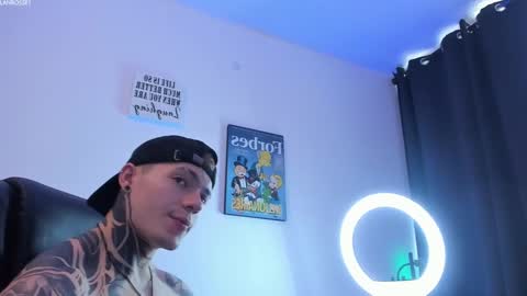 Snapshot of alan_rosee chatting on March 6, 3:35 pm Alan online show from March 6, 3:35 pm