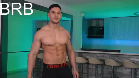 Snapshot of alan_vidal chatting on September 28, 2:31 am Alan Vidal online show from September 28, 2:31 am