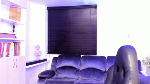 Snapshot of alan_vidal chatting on December 8, 12:18 am Alan Vidal online show from December 8, 12:18 am