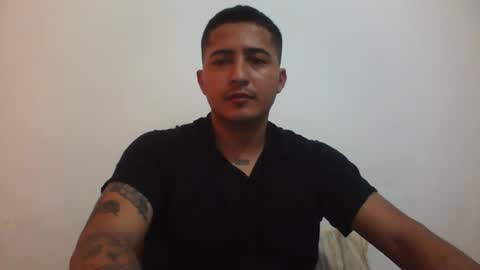 alanj998 online show from May 2, 9:17 pm