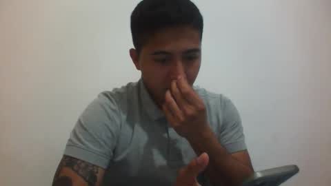 alanj998 online show from April 30, 2:18 am