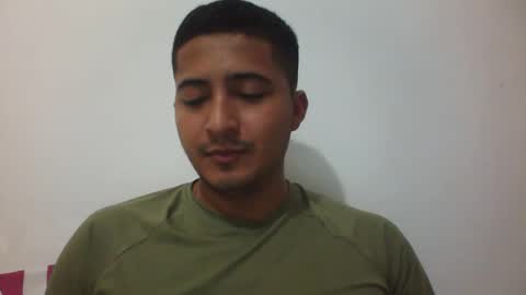 alanj998 online show from May 4, 6:04 am