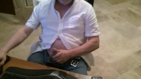 Alanlee10allen online show from April 9, 11:00 pm