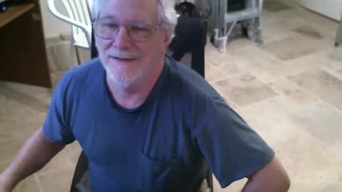 Alanlee10allen online show from April 11, 4:32 pm