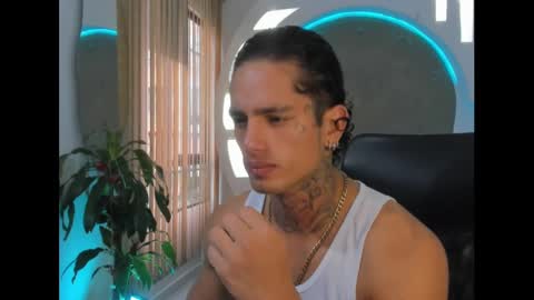 Snapshot of alanrodgers2_0 chatting on March 1, 1:07 pm alan online show from March 1, 1:07 pm