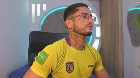 alan online show from April 28, 11:15 am