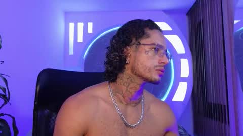 alan online show from October 18, 10:20 am