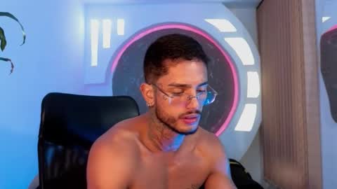 alan online show from December 21, 1:08 pm