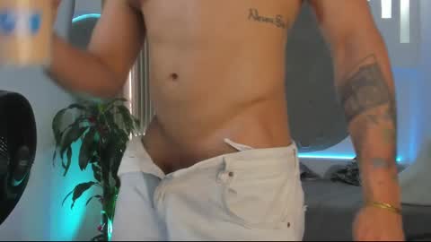 Snapshot of alanrodgers2_0 chatting on March 3, 2:42 pm alan online show from March 3, 2:42 pm