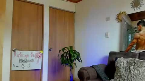 Alan online show from June 15, 3:37 pm