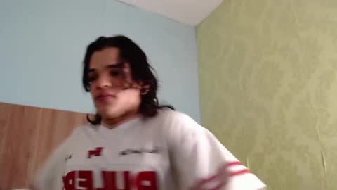 Snapshot of albertbernal69 chatting on October 2, 2:59 am Albert online show from October 2, 2:59 am