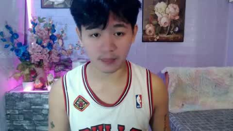 Albert online show from June 11, 2:44 am